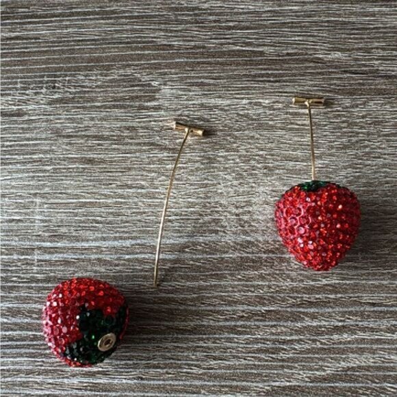 Strawberry drop earrings A638 - Picture 6 of 6